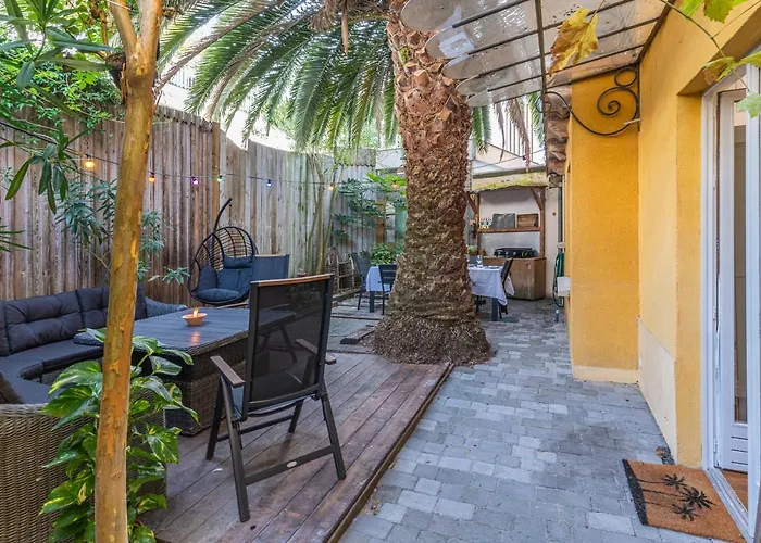 La Maison Des Huitres